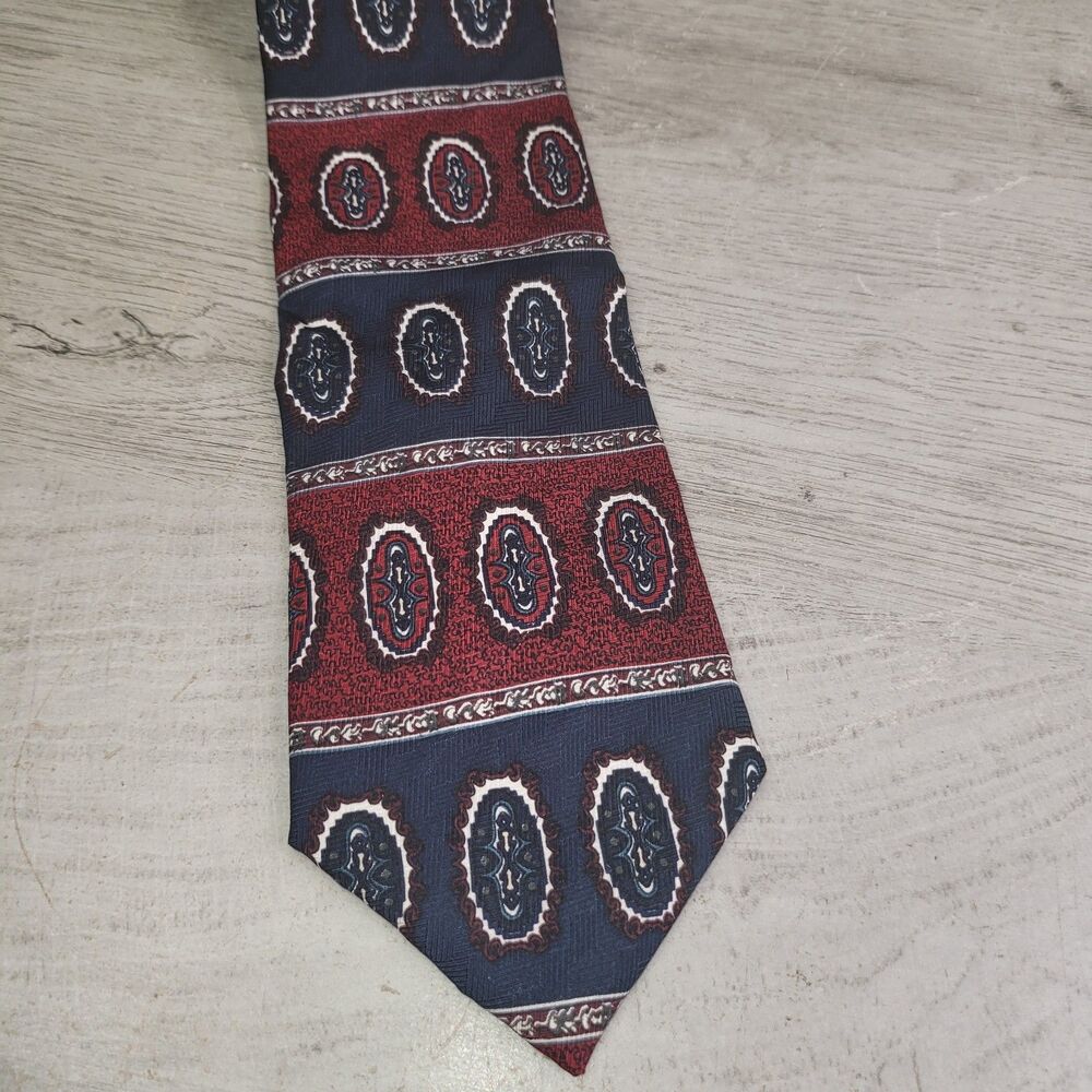 Duck Head Mens Necktie Tie Silk Geometric Made In USA